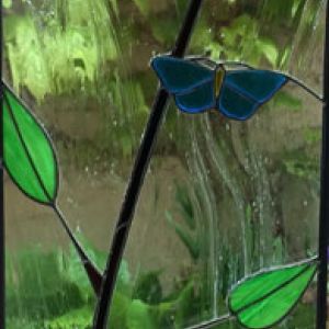 Detail vitrail Tiffany aux papillons Sarcelles